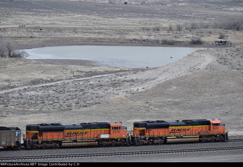 BNSF 8420/9379